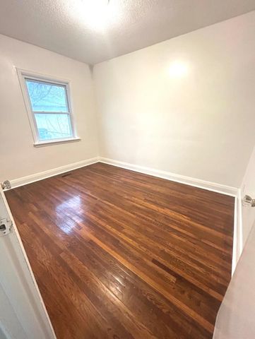 For Lease - 621 Lawrence Avenue, Toronto, Ontario - Photo 4