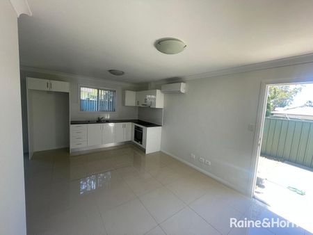 Recently Renovated Two Bedroom Granny Flat - Photo 5