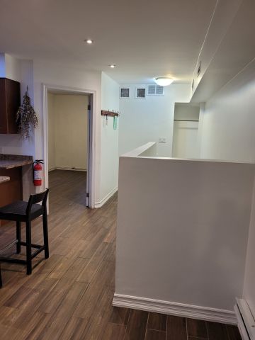 For Lease - 20 Roncesvalles Avenue Unit# 2, Toronto, Ontario - Photo 2