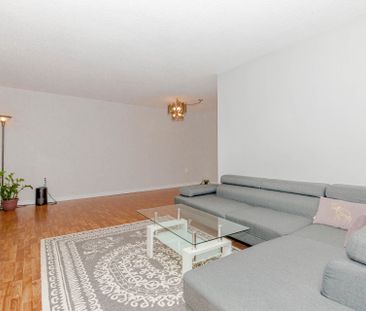 For Lease - 18 Knightsbridge Road Unit# 304, Brampton, Ontario - Photo 2