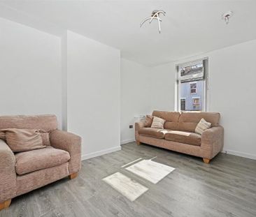 65 Olympia Drive, Belfast, BT12 6NG - Photo 2