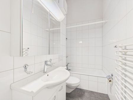 Charming 2.5-room apartment with quiet surroundings, Muttenz - Photo 4