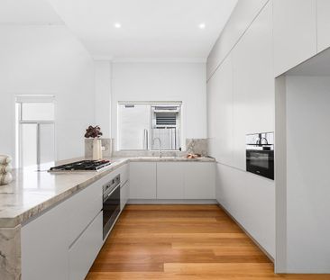 An Elegant Period Home Offering Style, Space & Lifestyle - Photo 5