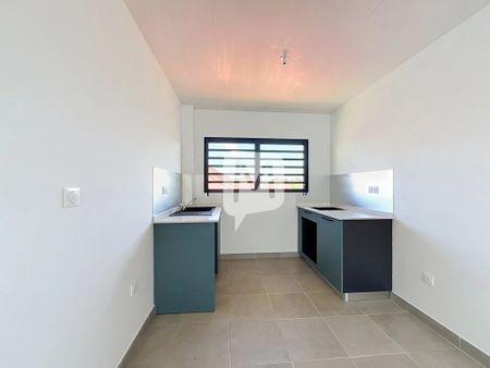 Location Appartement 3 pièces 65m² CAYENNE 97300 - Photo 3