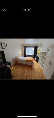 Appartement à louer - Montréal (Côte-des-Neiges/Notre-Dame-de-Grâce) (Côte-des-Neiges) Appartement à louer - Montréal (Côte-des-Neiges/Notre-Dame-de-Grâce) (Côte-des-Neiges) - Photo 2