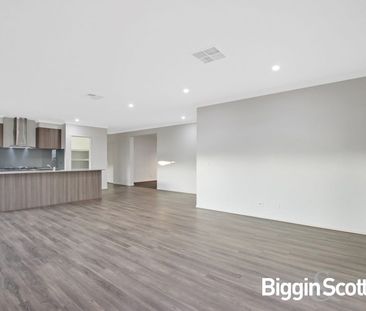 Quality Family Home In Placid Community. - Photo 2