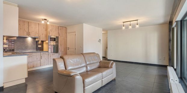 Appartement te huur in Kortessem voor € 900 met 2 slaapkamers - Photo 1