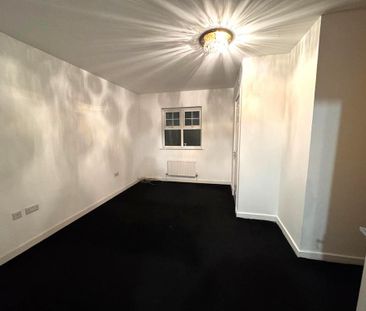 5 bedroom townhouse to rent - Photo 1