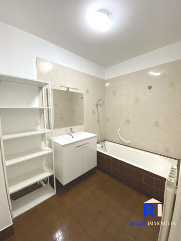 Location Appartement 4 pièces 85m² ECHIROLLES 38130 - Photo 5