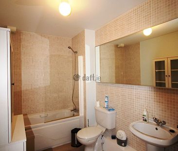 Apartment to rent in Dublin, Silken Park Ave - Photo 6