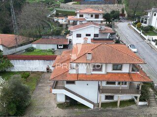 Rental House 3 bedrooms Creixomil Guimarães - air conditioning, garage, balcony, double glazing - Photo 3
