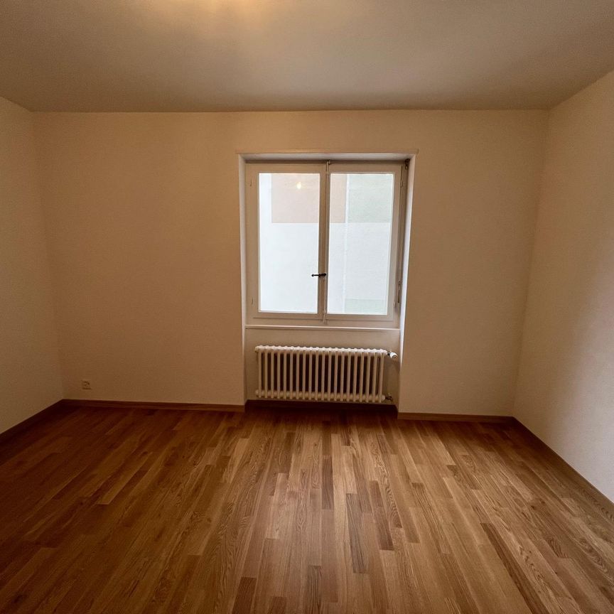 Appartement complètement rénové à deux pas de la ville - Photo 1