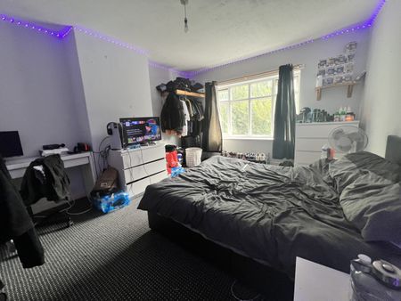 St Ann’s Road - Photo 4