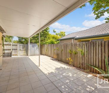 64A School Road, Wynnum West QLD 4178 - Townhouse For Rent | Domain - Photo 2