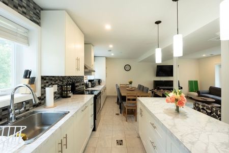 For Lease - 1718 Fairview Drive, Severn, Ontario - Photo 2