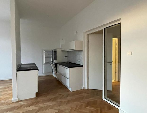 Luxus trifft Charme – Traumwohnung im Gründerzeitviertel - Photo 1