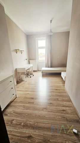 Pokój z pryw. łazienką i balkonem Józefitów - Photo 4