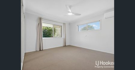 LARGE Renovated Home on Corner Block - Photo 4