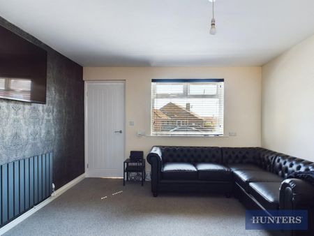 2 bedroom House To Let - Photo 2
