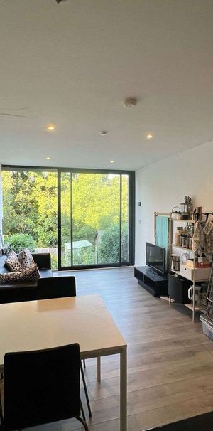 Wolfe Crescent Room 4 - Photo 1