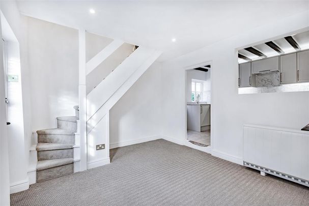 1 bedroom end of terrace house to rent - Photo 1