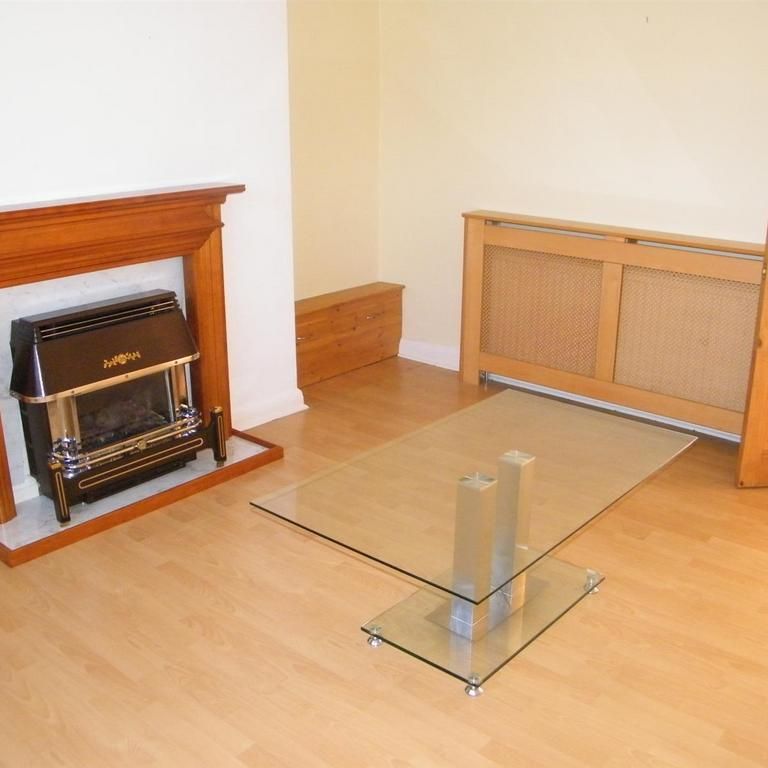 2 bedroom house to rent - Photo 1