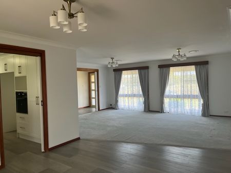 SPACIOUS LIVING - Photo 2