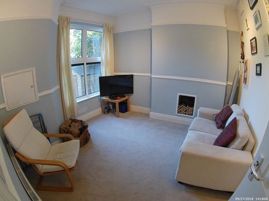 Room in a Shared House, Leighton Road, M16 - Photo 1