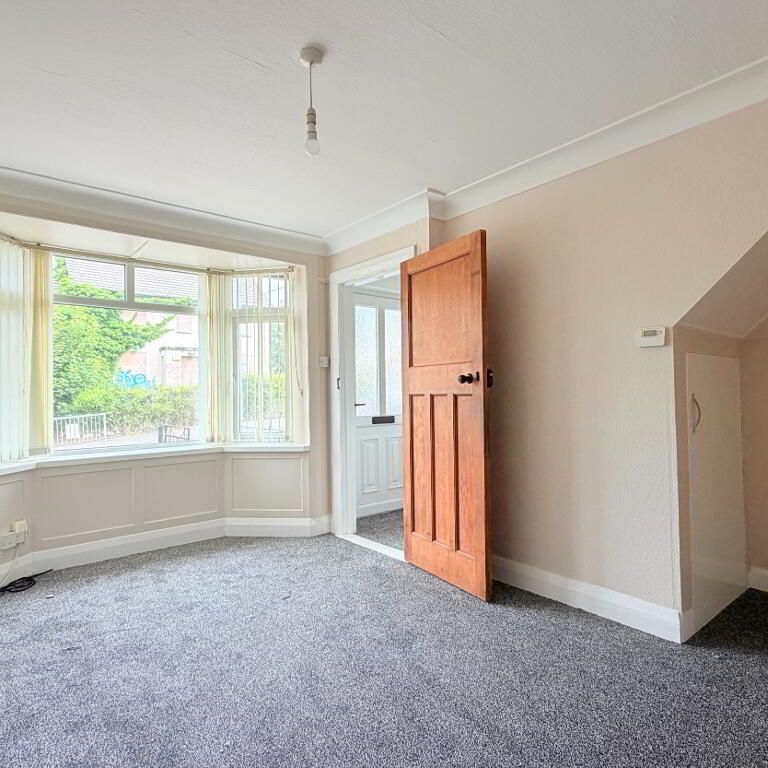 28 Upper Dunmurry Lane, Dunmurry, BT17 0AB - Photo 1