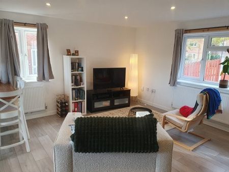 Twyford Road, Eastleigh - Photo 2