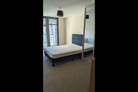 1 Bed Flat, George Hudson Tower, E15 - Photo 3