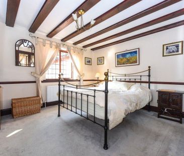 3 bedroom apartment to rent - Photo 1