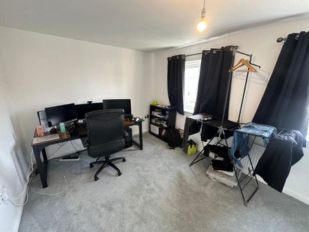 3 bedroom semi-detached house to rent - Photo 3