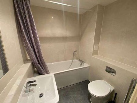 Wilkinson Court Rollason Way Brentwood, CM14 - Photo 4