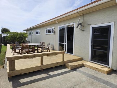 Fully furnished 2 bedroom in Hawera - Photo 3
