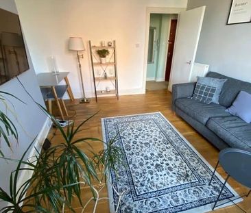 2 Bed Flat, Skene Square, AB25 - Photo 1
