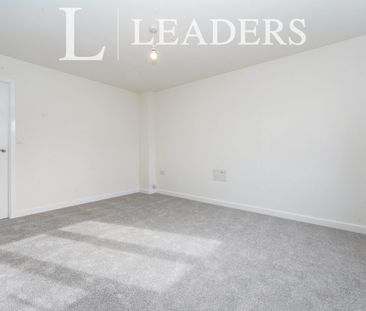 3 bedroom house to rent Claridge Crescent, Eagle Farm South, MK17 - Photo 2