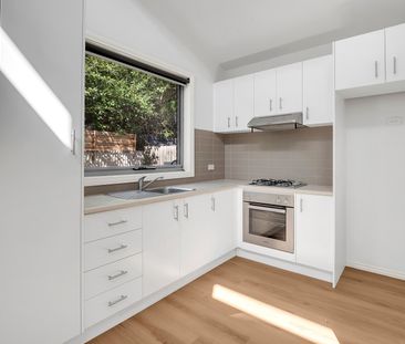 4/75 Barton Street, Reservoir VIC 3073 - Apartment For Rent | Domain - Photo 2