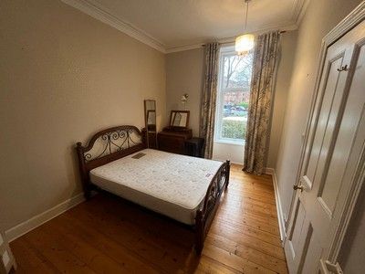 Waverley Gardens, Glasgow, G41 2DN - Photo 3