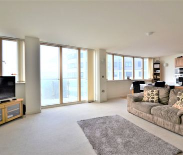 A 3 Bedroom Apartment Instruction to Let in Bexhill - Photo 3