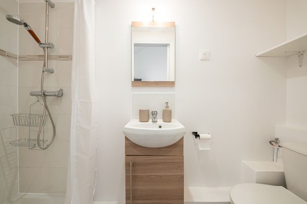 Studette meublée VILLEJUIF PAUL VAILLANT COUTURIER - Photo 1