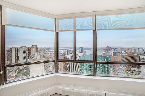 Luxury Apartments at The Carlisle in Downtown Ottawa! - Photo 1