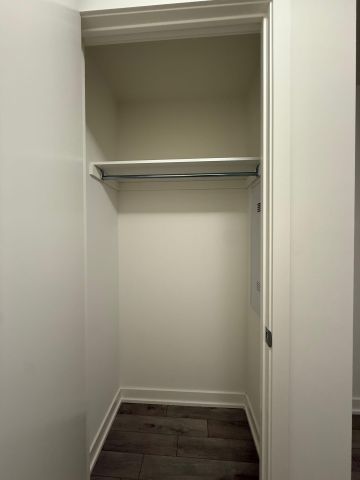 For Lease - 3071 Trafalgar Road Unit# 811, Oakville, Ontario - Photo 4