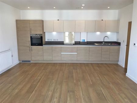 2 Bed Flat, Denyer Walk, SO19 - Photo 5