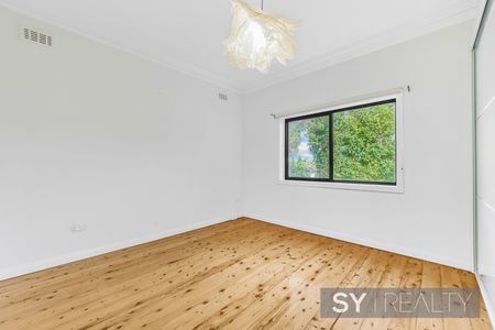 94 Eastern Valley Way, Willoughby NSW 2068 - House For Rent | Domain - Photo 2
