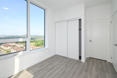 For Lease - 5105 Hurontario Street Unit# 1611, Mississauga, Ontario - Photo 4