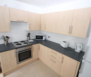 5 Bedroom | 14 Trematon Terrace, PL4 6QS - Photo 6