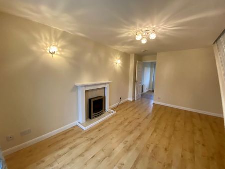 2 bedroom semi-detached house to rent - Photo 3