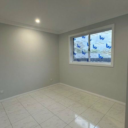 Modern granny flat with Parking - Photo 3