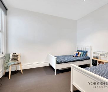 “Striking Single Front” - Photo 1